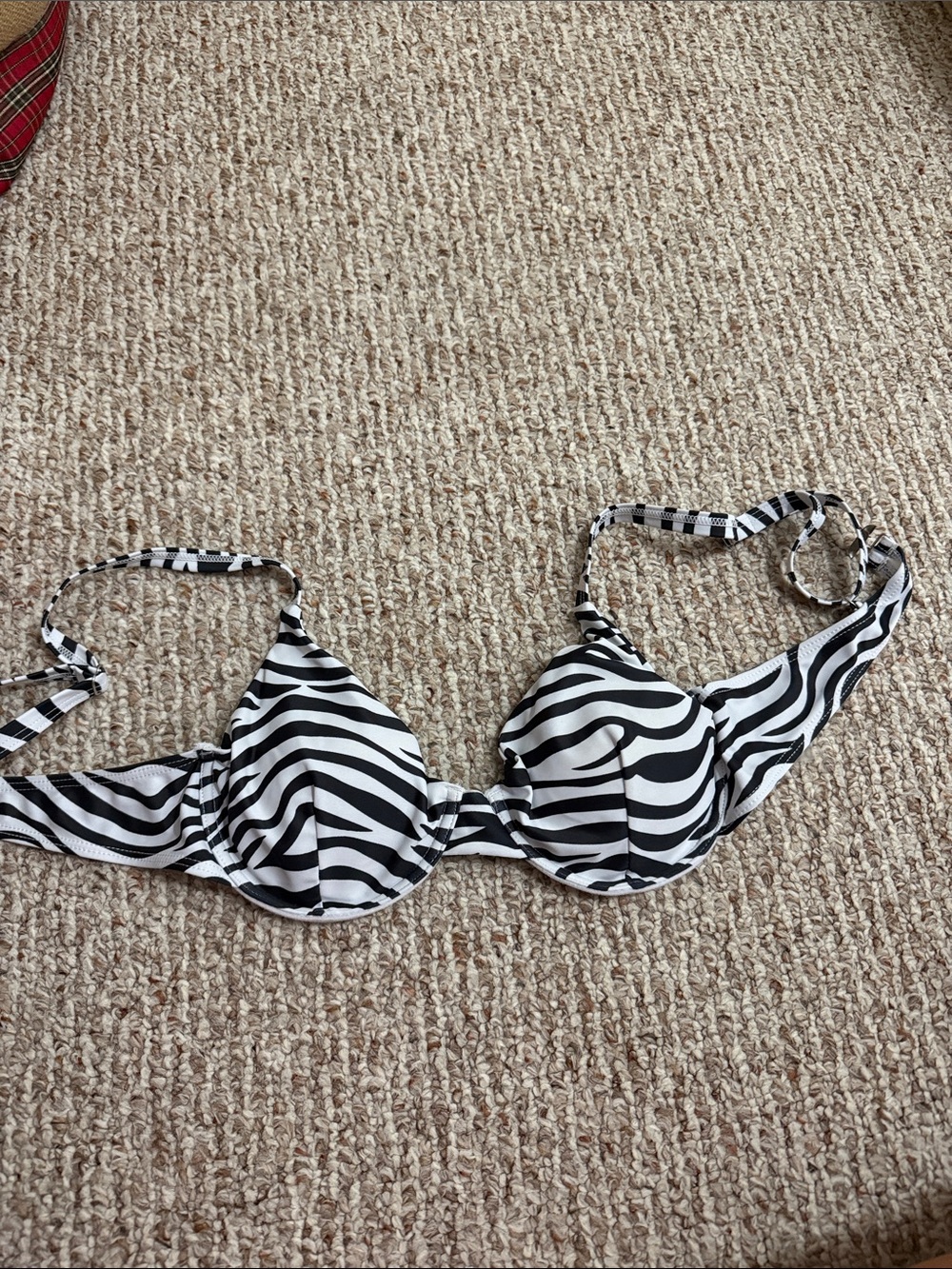 Women’s zebra bikini top